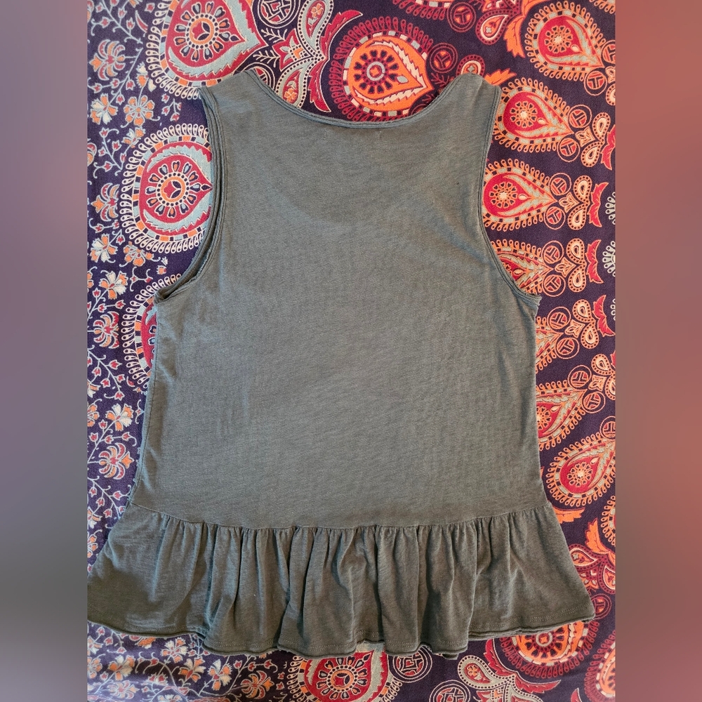 Gray Ruffled Tank Top - Picture 3 of 5